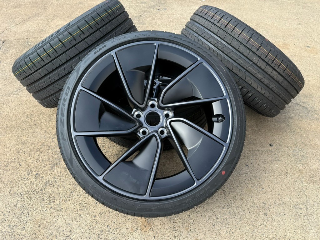 Tesla モデルY 20インチ ホイール 2024年255/40R/20 $_57.JPG?set_id=880000500F