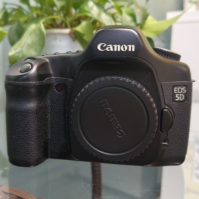 Canon EOS 5D 12.8MP Full Frame Digital SLR Camera Body Only Tested Work Properly