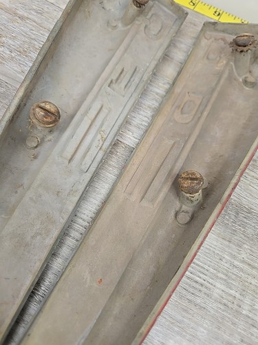 1942 1946 1947 Ford Truck Front HOOD EMBLEMS ORNAMENTS Original Name Plates - Bild 12 von 15