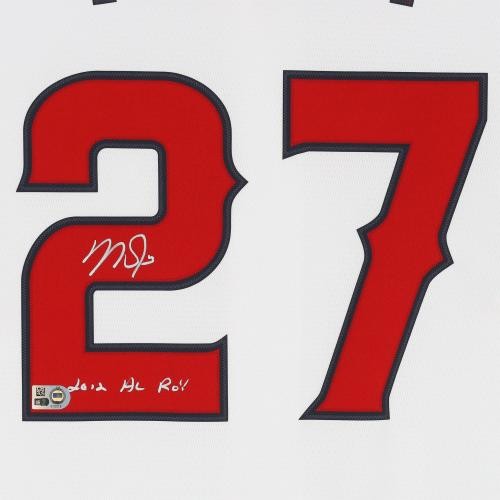 Mike Trout Los Angeles Angels signiertes weißes Replica Trikot mit 2012 AL ROY Insc - Bild 4 von 5