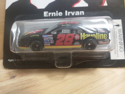 Revell Racing 1/64 NASCAR diecast #28 Texaco Havoline Ernie Irvan 1996 NIP Ford - Picture 2 of 6