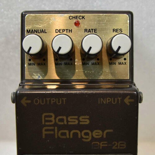 BOSS BF-2B Bass Flanger Analog Effects Pedal for Bass Guitar Japan Used - Picture 2 of 9