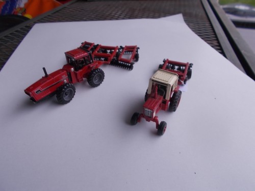 Ertl IH International 6388 2 + 2 1086 Farm Toy Tractor 1/64 Single & Wing Disc - Picture 3 of 7