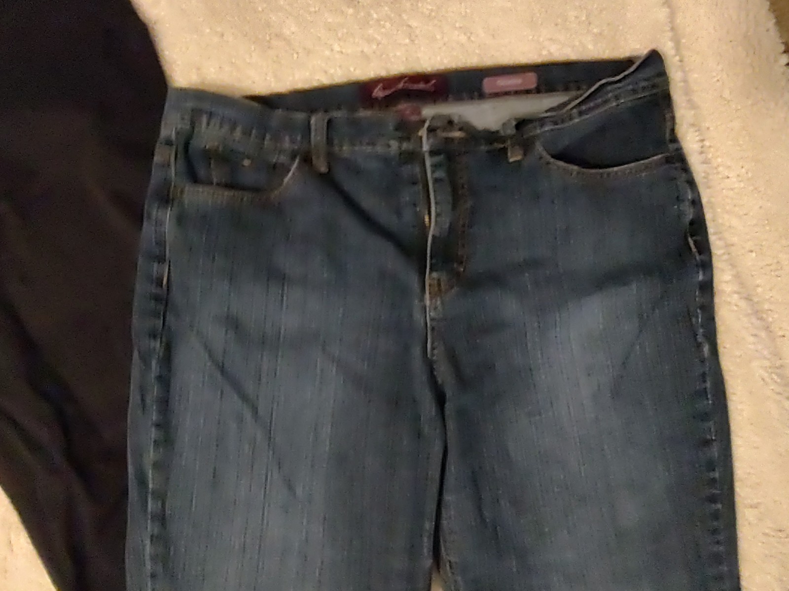 Picture 4 of 11