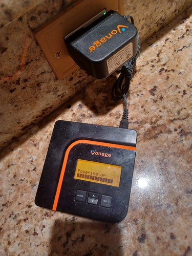 Vonage VDV21-VD Digital Phone Service Adapter Box - Picture 6 of 7