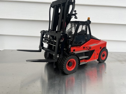 LESU Aoue-LD160S 1/14 RC Hydraulic Forklift Metal RTR Remote Control Wheeled Car - Picture 2 of 7