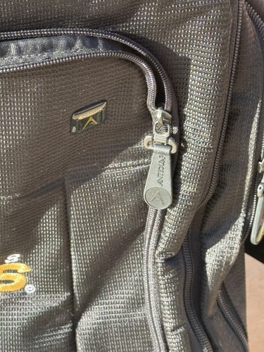Dallas Stars Premium Wheeled Backpack in Black Embroidered Dallas Stars Logo - Picture 4 of 11
