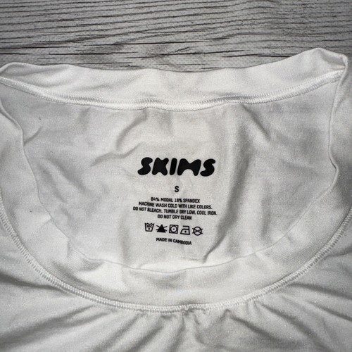 Lot of 1 SKIMS Men's Crew Size S White - Picture 2 of 2