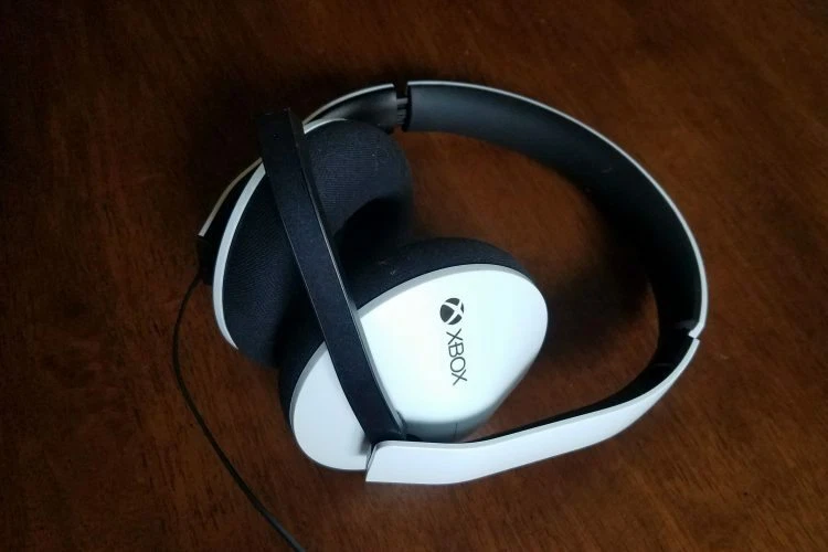 Microsoft xbox one stereo headset white new arrivals