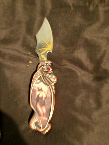 Knightstone Collection Dragon Knives Set Of 3  - Picture 3 of 4