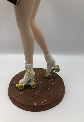 Betty Boop 1950s Carhop Waitress On Roller Skates 12” Figurine Rare - Picture 9 of 9
