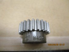 NEW BOSTON NA24 SPUR GEAR (S2024), 20 DP, 24 TEETH, 3/8" PLAIN BORE.