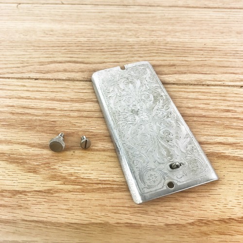 Vintage Singer Nähmaschine Modell 99 FRONTNASE ABDECKPLATTE mit SCHRAUBEN AUSGEFALLEN 1927