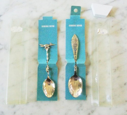 Cucharas de recuerdo firmadas por la flor de Kansas y el correcaminos de Sterling - Imagen 2 de 3