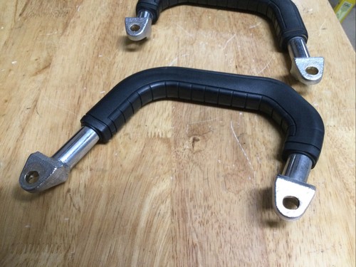 Rear Grab Handles Left Right 1983-1986 Kawasaki ZN1300 Voyager - Picture 3 of 6