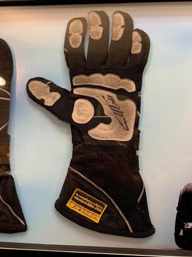 2016 Fernando Alonso gloves race used gloves signed Regular price - Picture 3 of 6