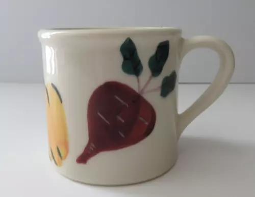Mugs Hartstone Pottery Farmers Market Beets Bell Pepper Onions Peas 1982 VTG