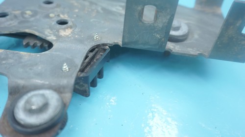 MERCEDES--BENZ W109 300SEL W108 280SEL , REAR RIGHT SIDE WINDOW REGULATOR - Picture 13 of 18