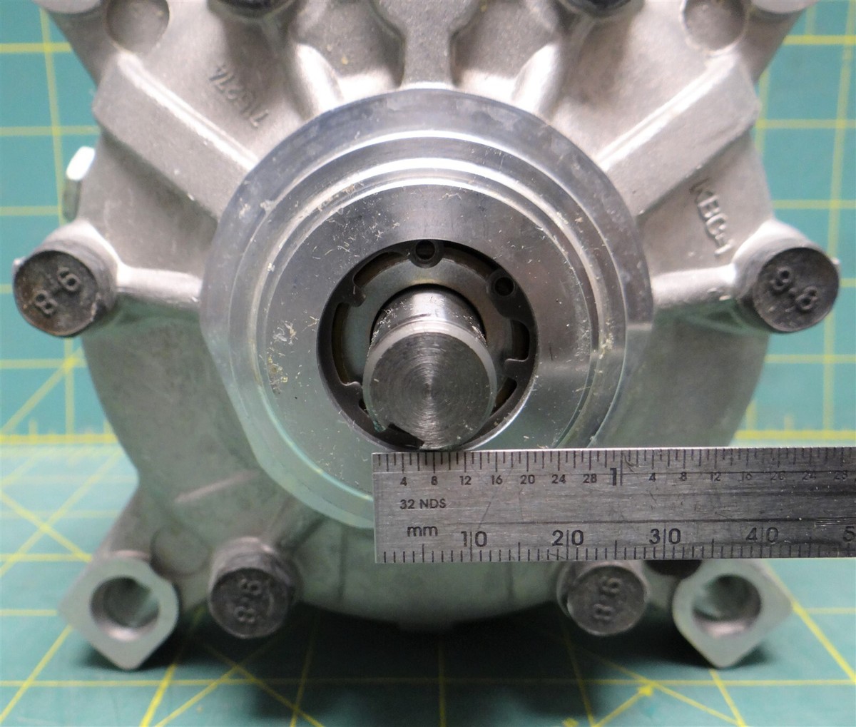 Delphi Refrigeration Compressor & Oil Assembly P/N 52381873