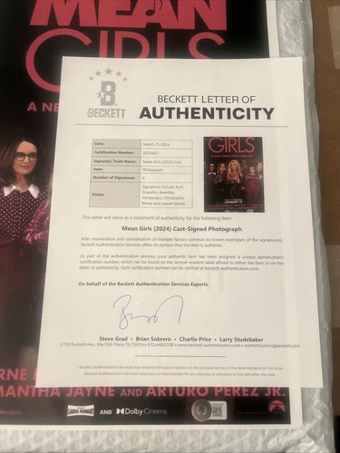 Auli’i Cravalho Cast Signed Mean Girls Photo BAS Beckett AD25627 - Picture 4 of 6