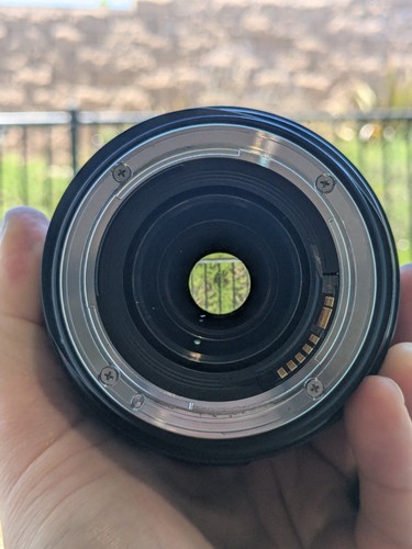 Canon EF 70-300mm f4.5-5.6 Do Is USM Zoom Lens Clean With Hood And Lens Caps - Picture 9 of 9