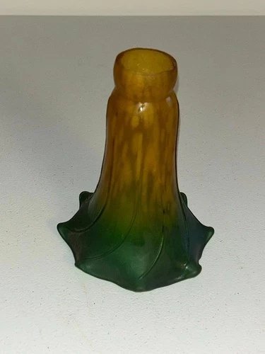 Vintage Glass Lily / Tulip Replacement Shade - Tiffany Style Green & Yellow