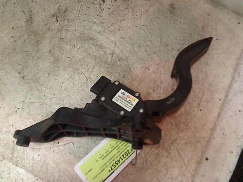 ELEKTRISCHE GASPEDAL Hyundai Santa Fe II (CM) 2006 BCU0604A2B100