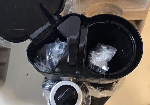 Krups Latteccino KM3108 Coffee Maker and Milk Frother AIO Black - New - Picture 7 of 10