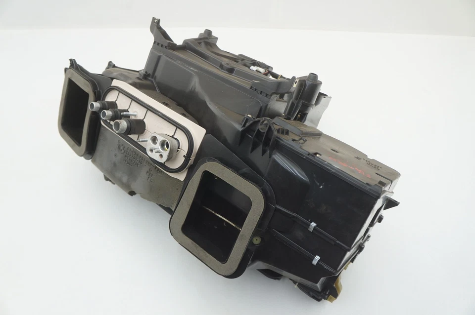 交流电加热器空调盒 原始设备制造商 64116918874 劳斯莱斯 Phantom Vii 2006 — 第 3/4 张图片