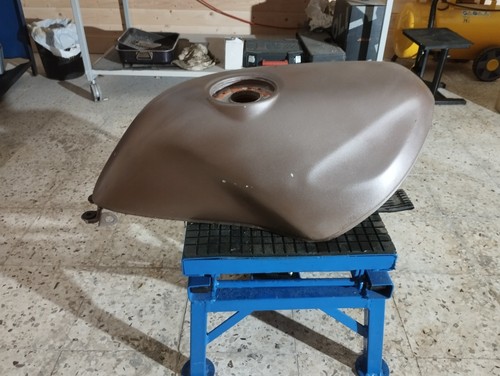 Suzuki Bandit 400 Tank