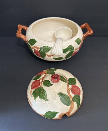 Vintage MCM Franciscan Apple — zuppiera coperta con piedini e mestolo, USA - Foto 12 di 24