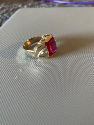 Mens 10kt to 14kt Gold Ruby And Diamond Ring Lowest Price Yet - Picture 3 of 4