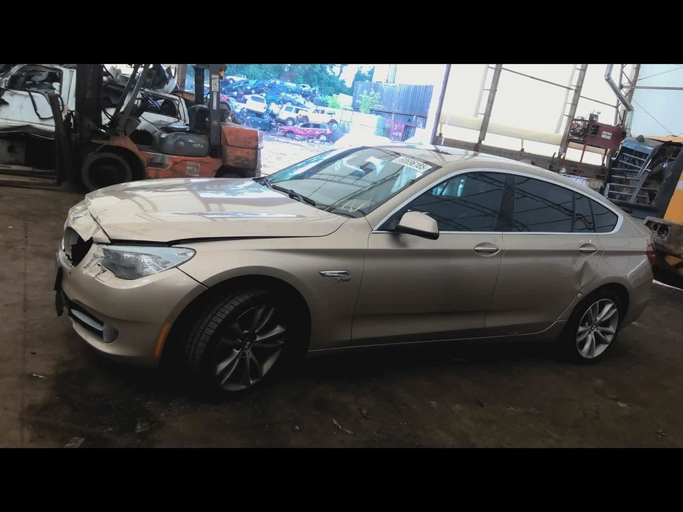 (LOCAL PICKUP ONLY) Passenger Right Front Door Thru 06/30/12 Fits 10-13 BMW 535i - Image 3 of 4