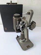 Vintage Revere Model 85 8  mm Movie Projector with Carry Case   Iron and Wood Box