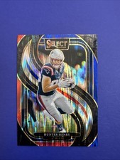 2024 Panini Select - Premier Level Hunter Henry #160 Red & Blue Shock Prizm