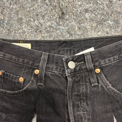 Levis 501 Jeansshorts Damen 24 Mini Dukes Denim schwarz Knopfleiste Tasche - Bild 4 von 14