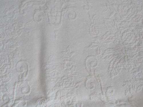 JC Penny 2 Cream Matelassé Std Pillow Covers Shams Floral Scalloped Edge Cotton - Picture 2 of 10