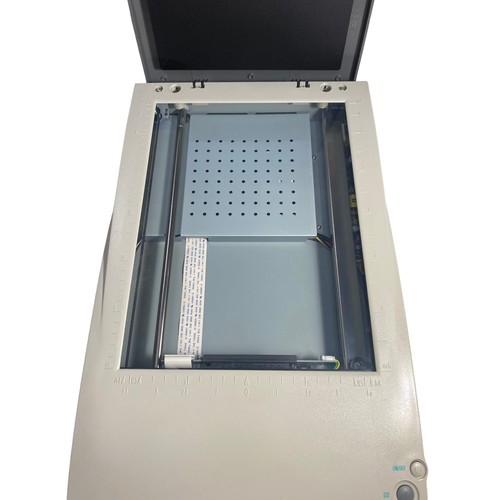 Microtek Scanmaker X6 MRS-1200X6S A4 Format Scanner Flatbed Scanner SCSI - Picture 7 of 10