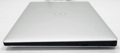 Dell XPS 7590 con estación de acoplamiento 15,6" 4K - GTX 1650 - i7-9750H - 16 GB - SSD de 1 TB - Imagen 12 de 16