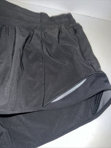 Lululemon Hotty Hot Low Rise Lined Short 4" Size 4 Black - Picture 3 of 7