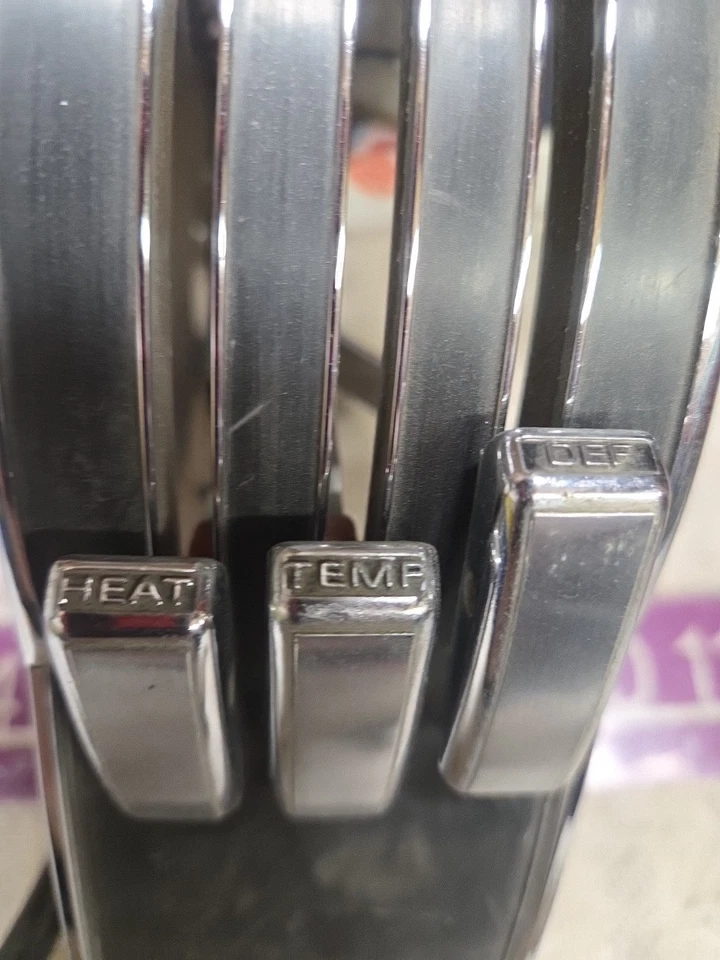 Ford Mustang Mercury Cougar 1968 control de calefacción negro C8ZA-18A668   Foto 4 de 4