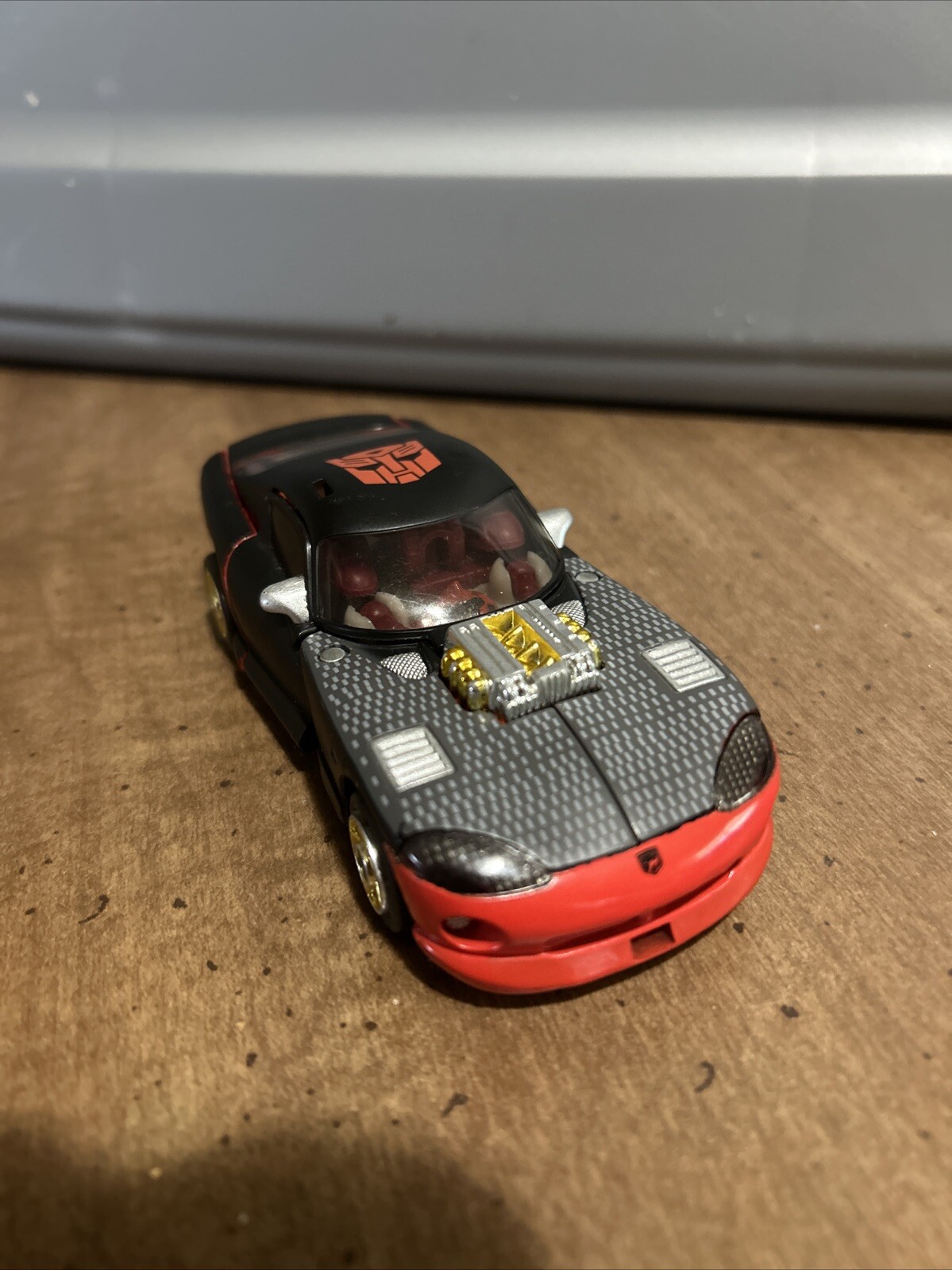 Picture 1 of 8