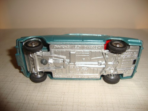 DINKY TOYS 135 TRIUMPH 2000 - MUY BUENO en CAJA original - Imagen 7 de 12
