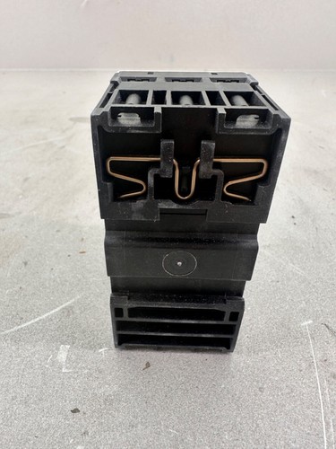 NEW ALLEN BRADLEY 140M-C2E-B16 MOTOR PROTECTOR/CB 32A RATING 1-1.6A RANGE - Picture 4 of 8