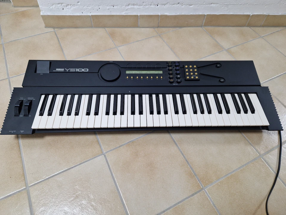 Yamaha, YS100, FM Synthesizer wie DX11, DX100,TX81z,TQ5,FB01 - Bild 2 von 4