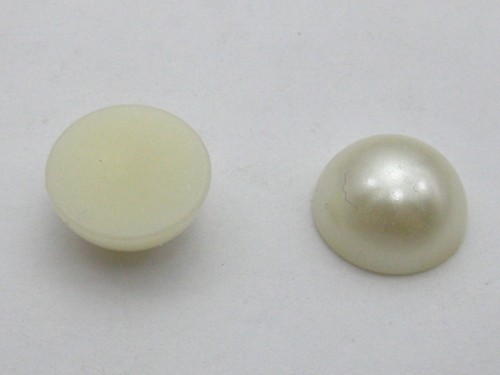 50 Ivory Half Pearl Bead 16mm Flat Back Scrapbook Craft No Hole Cabochons - Picture 4 of 4