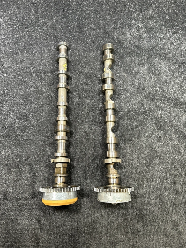 BMW X6M S63 2016 motor LH admisión y árbol de levas par de montaje OEM Foto 2 de 4