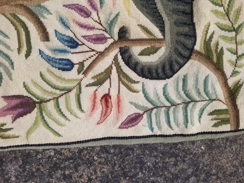 Antique Traditional Handmade Aubusson Elephant Tapestry 33x22 inches - Picture 4 of 12
