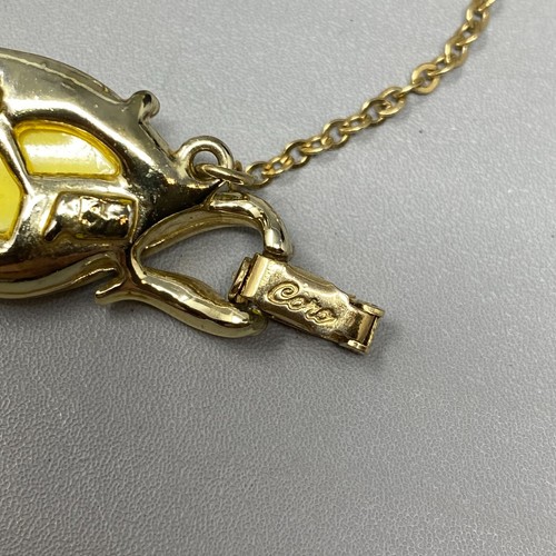 Coro Bracelet Yellow Teardrop Moonglow Gold Tone Safety Chain Signed Vintage 6.5 - Picture 7 of 12