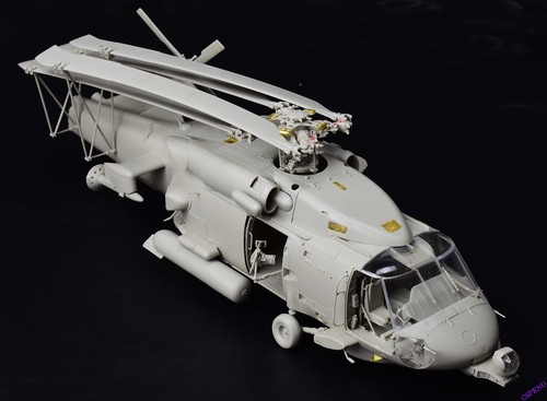 Kitty Hawk KH50009 1:35 SH-60B Seahawk helicopter - Picture 3 of 4
